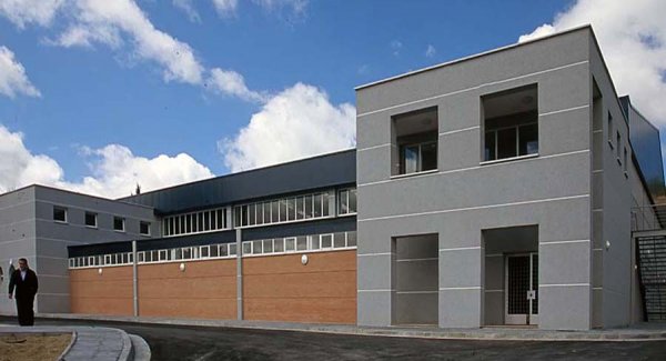 Proyecto y dirección de obra de pabellón polideportivo en Alhama de Granada
