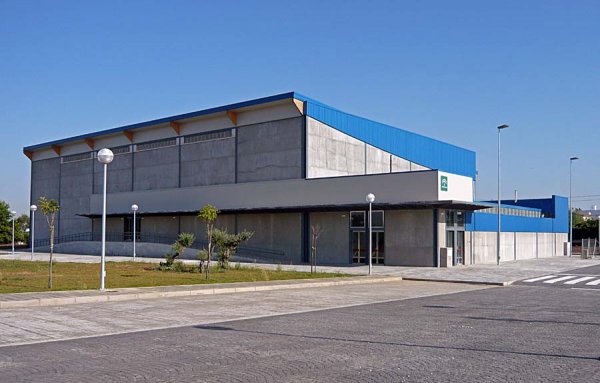 Dirección de obra de pabellón polideportivo cubierto en Palomares del Río, Sevilla.