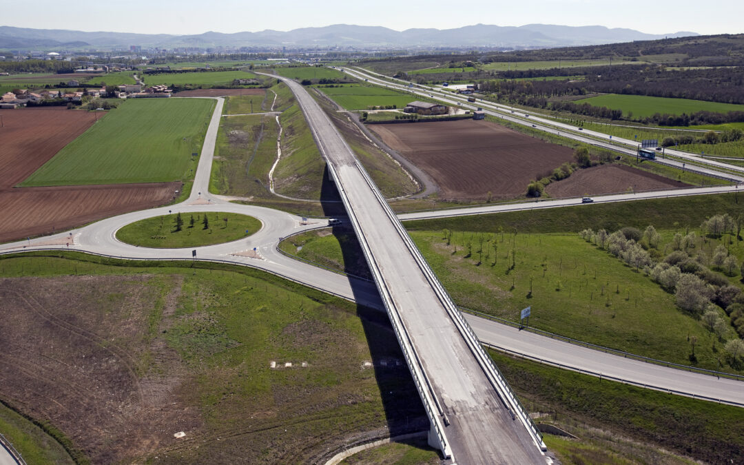 CONSULTORÍA Y ASISTENCIA PARA EL CONTROL DE LAS OBRAS DEL PROYECTO DE CONSTRUCCIÓN DE PLATAFORMA DE LA CONEXIÓN DE LA LÍNEA DE ALTA VELOCIDAD BURGOS-VITORIA CON LA INTEGRACIÓN DEL FERROCARRIL EN LA CIUDAD DE VITORIA-GASTEIZ. FASE II